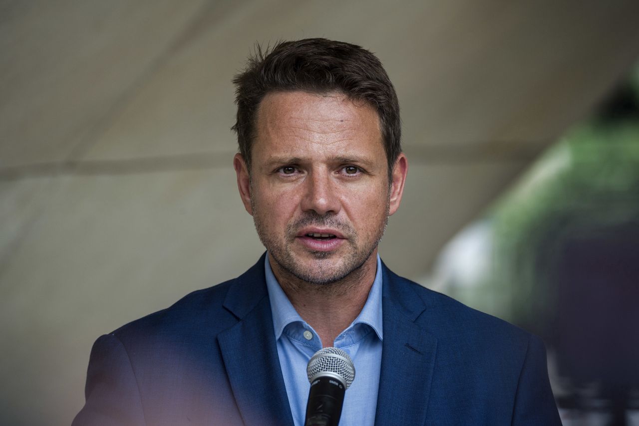 WARSAW, MAZOWIECKIE, POLAND - 2019/09/02: Mayor of Warsaw Rafa Trzaskowski speaks during a press conference summarising the two-day visit of Sadiq Khan the mayor of London in Warsaw. (Photo by Attila Husejnow/SOPA Images/LightRocket via Getty Images)