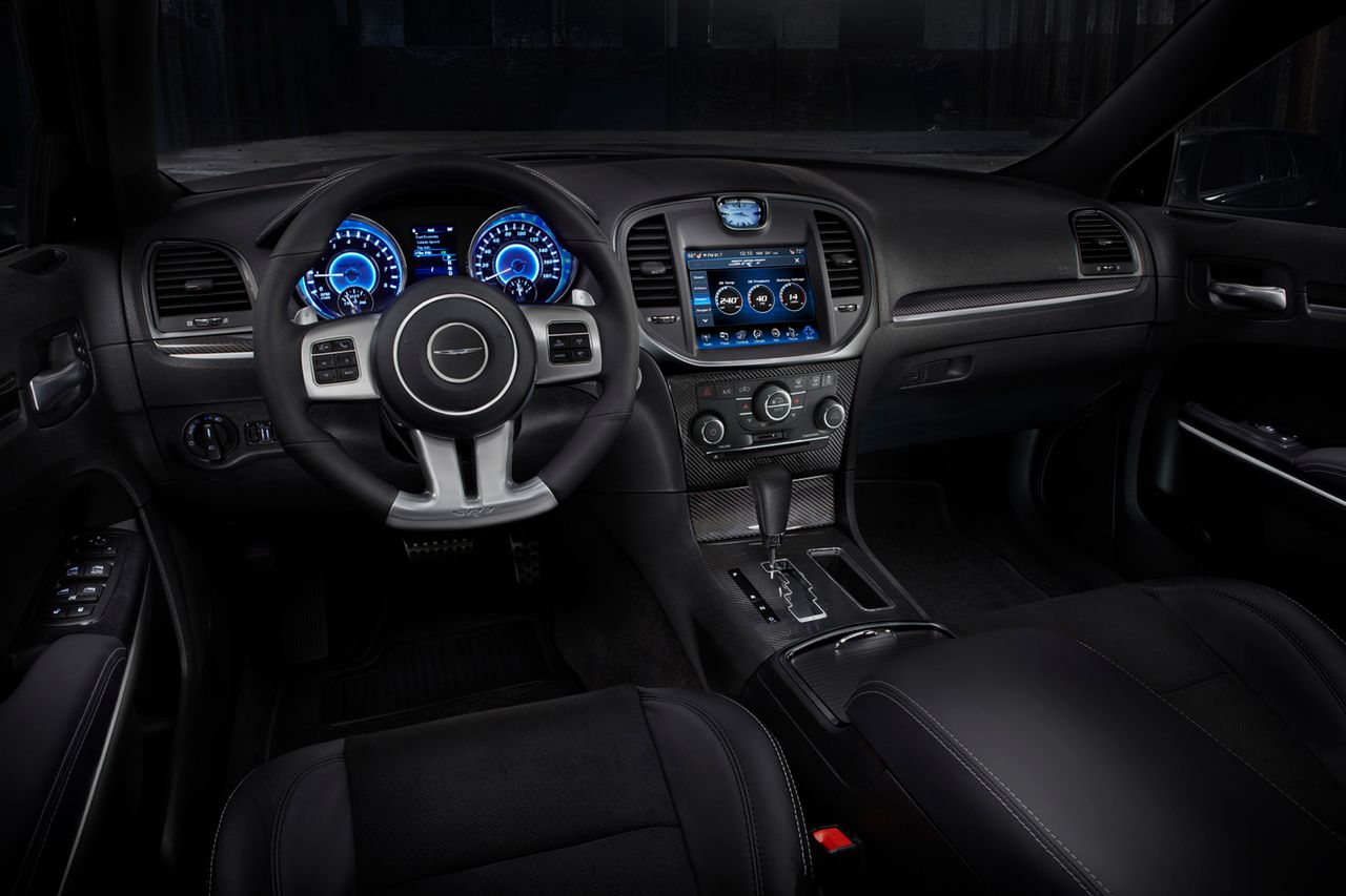 2012 Chrysler 300 SRT8