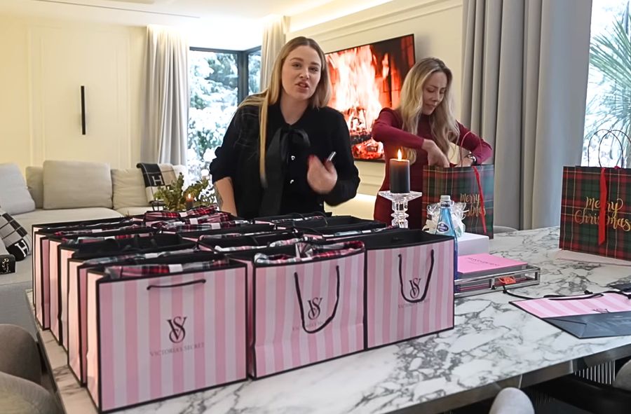 Andziaks z prezentami na święta dla pracowników