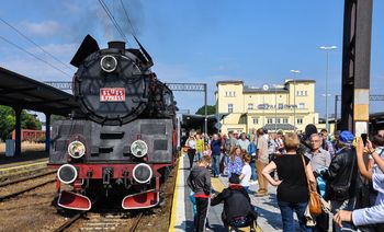 Blues Express powraca. W lipcu zabytkowy parowóz przewiezie muzykę przez pół Wielkopolski