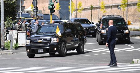Co robił wiceprezydent USA u papieża w Wielkanoc? Kulisy spotkania