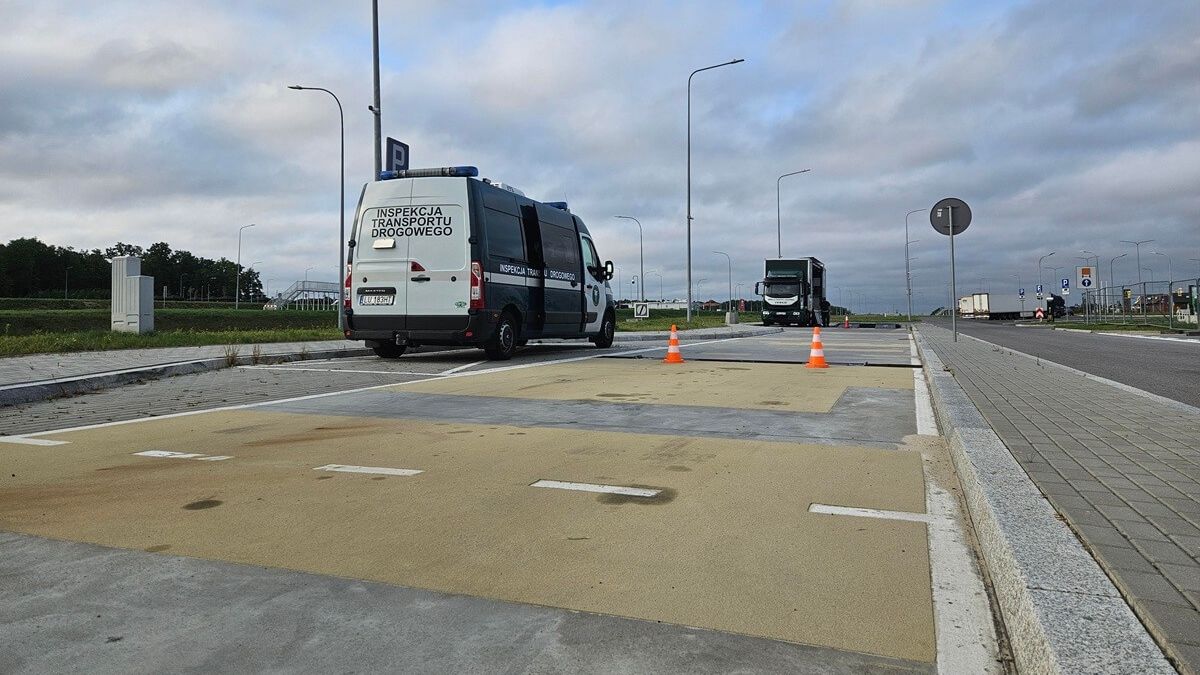 Inspektorzy WITD Lublin na MOP Obroki przy S19