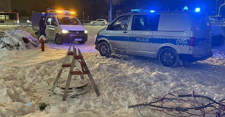 3-letnia dziewczynka wpadła do głębokiej studzienki w Lublinie. Dramat przy ul. Fabrycznej