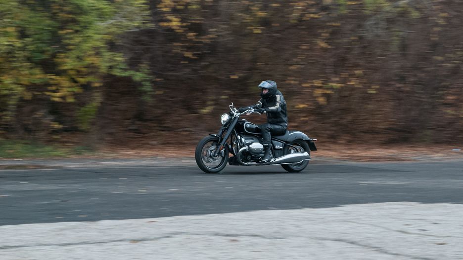 BMW R 18