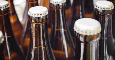 Picie alkoholu zwiększa ryzyko raka płuc. Nowe badania