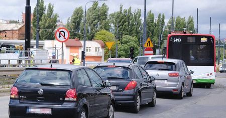 Nowe oznakowanie na al. Unii Lubelskiej zablokowało mandaty straży miejskiej na ul. Zamojskiej
