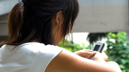 Często SMS-ujesz? Podobno grozi ci narkomania... 1