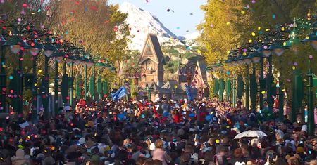 Wielka zmiana w Disneyland Paris. Na otwarciu tłumy
