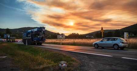 Dym z "Czeskiej Szwajcarii" nad Polską. Niesamowite zdjęcia