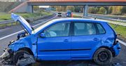 Nowa Sól: Pijany kierowca roztrzaskał się o barierki na S3, wiózł pasażerów