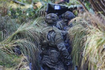 Podlaskie: Cywile trenują obronę pod okiem żołnierzy