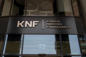 Kara dla TFI dużego banku. Za błędy sprzed lat. 4,5 mln zł. Po złagodzeniu