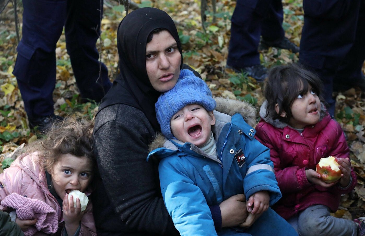 Grupa irackich Kurdów zatrzymana na granicy. Przejmujące zdjęcia