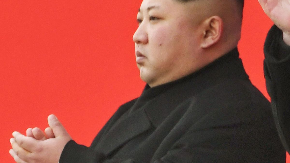 Kim Dzong Un buduje rezydencje, gdy w kraju panuje kryzys 