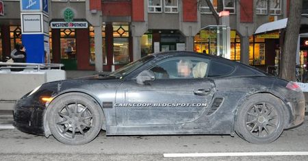 Porsche Cayman S (2013) prawie gotowy - zdjęcia szpiegowskie