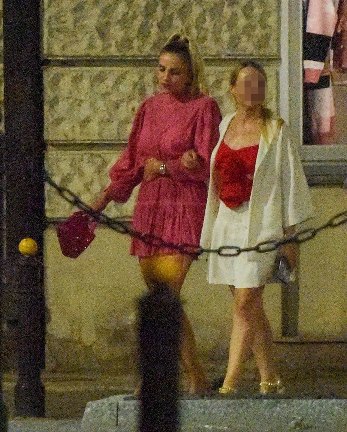 Maja Frykowska z koleżankami