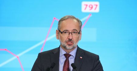 Apogeum IV fali koronawirusa? Adam Niedzielski wskazał datę i olbrzymie liczby