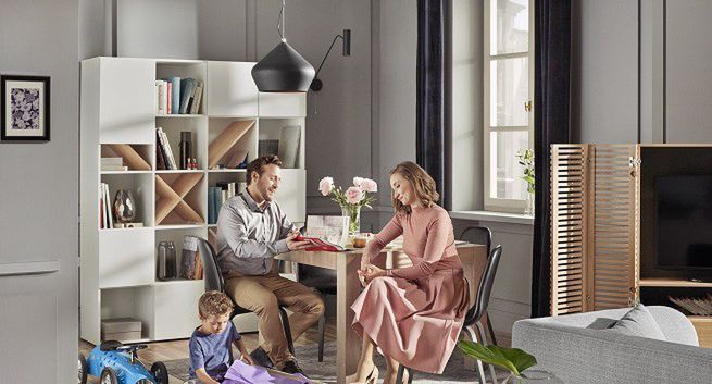 Starcom w przetargu broni obsługi mediowej Black Red White