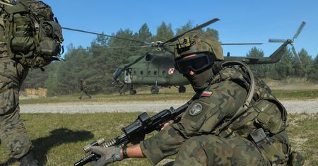 W cieniu inwazji Rosji na Ukrainę rząd daje duże podwyżki polskim żołnierzom
