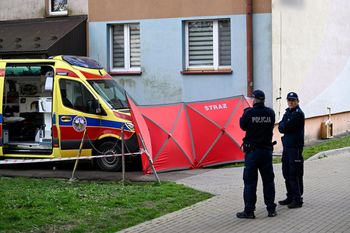 Był sąsiadem agresora z Sanoka. Po osiedlu chodził z mieczem i łukiem