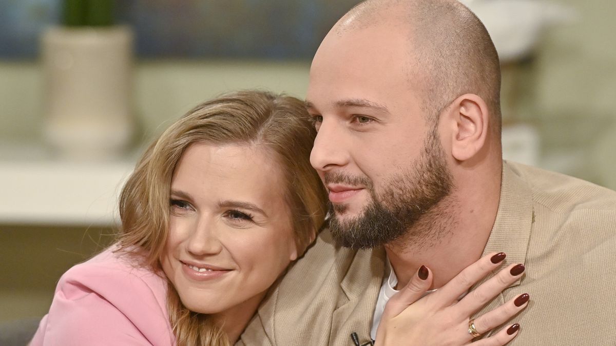 Agnieszka Kaczorowska i Maciej Pela w programie "Demakijaż"