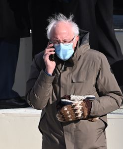 Bernie Sanders "wygrał" inaugurację Bidena. Zdjęcie jest viralem, ale skąd są te rękawiczki?