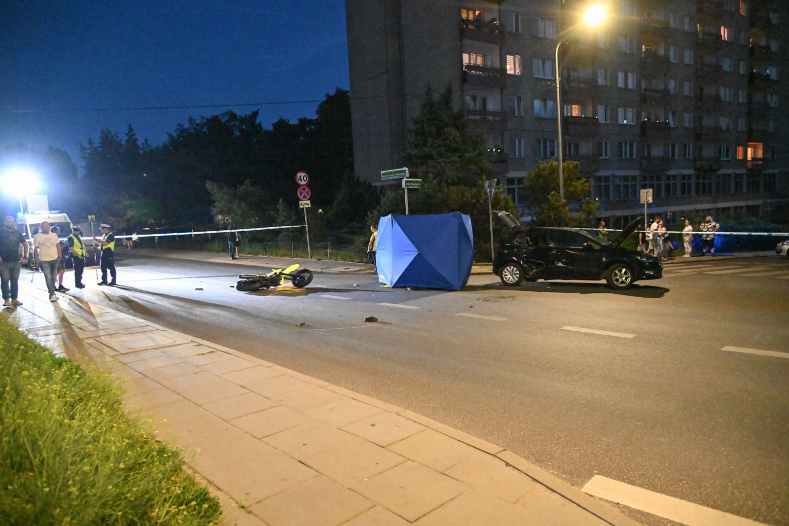 Miejsce śmiertelnego wypadku na skrzyżowaniu ulicy Ofiar Oświęcimia z Cyryla i Metodego w Szczecinie