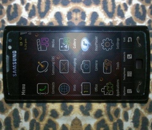 Samsung Omnia HD2 z aparatem 12Mpix i Symbian^3 to fake!
