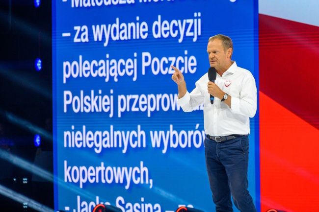 Donald Tusk ogłosił "100 konkretów na 100 dni"