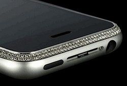 iPhone pokryty diamentami 1