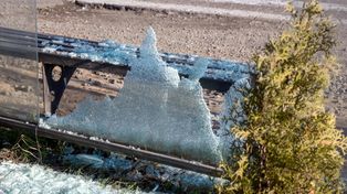 Włocławek: Dziesiątki zniszczonych przystanków. Wandale wciąż bezkarni