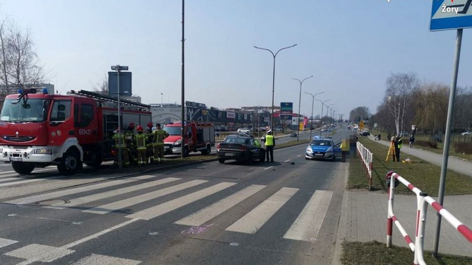 Żory. Dwoje 17-latków zostało potrąconych na przejściu dla pieszych.
