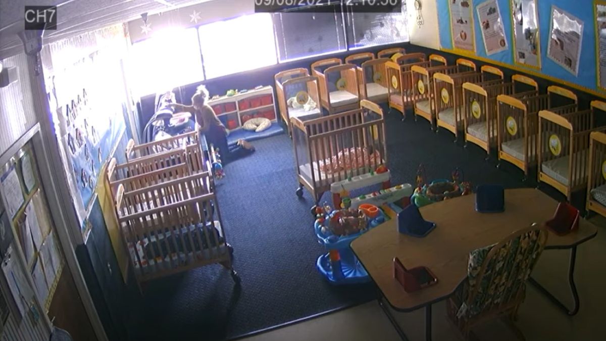 Opiekunka znęcała się nad jednym z podopiecznych żłobka. Złamała mu nogę 