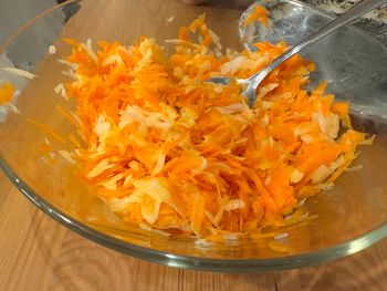 Codziennie sięgaj po te produkty. Będziesz mieć idealną cerę bez kosmetyków