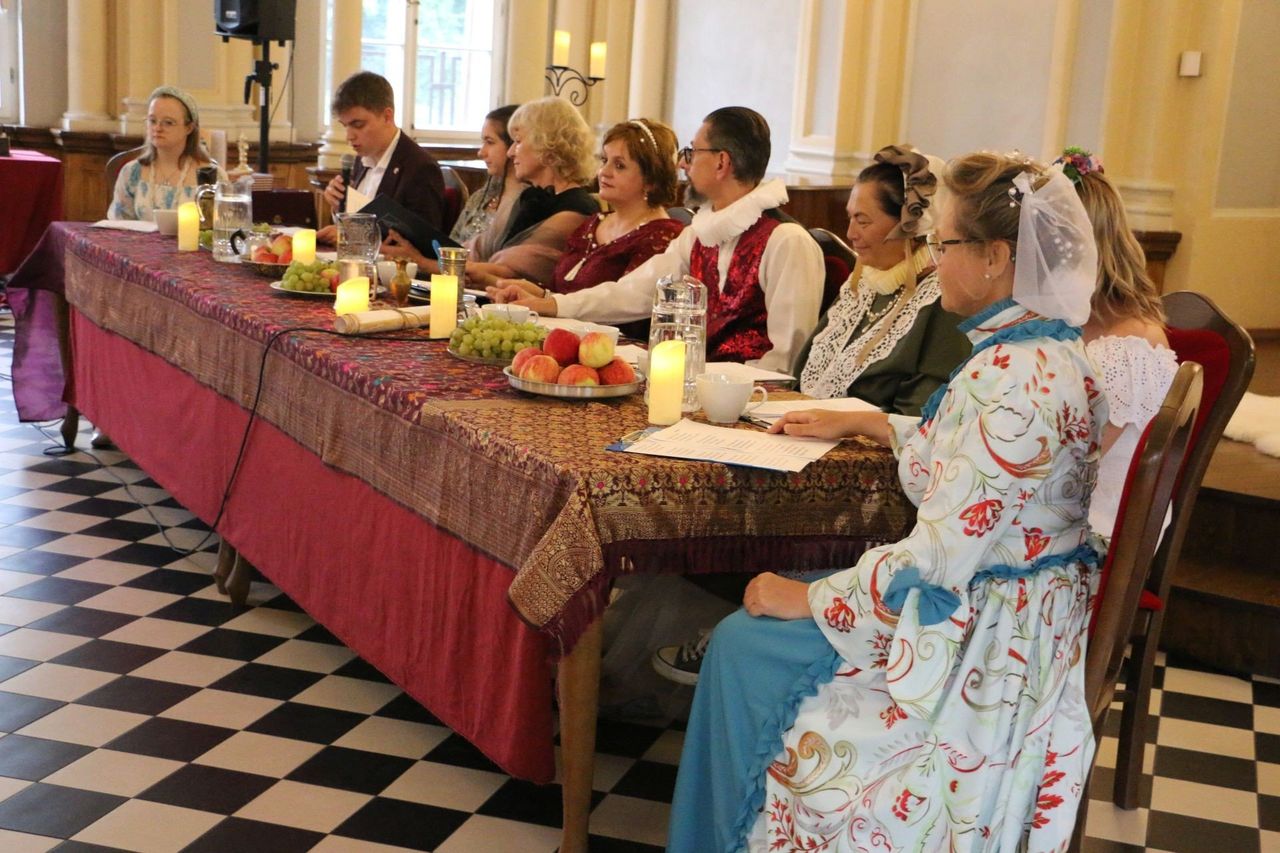 Aleksandrów Kujawski: Narodowe Czytanie. Powrót do epoki Kochanowskiego w wyjątkowej scenerii