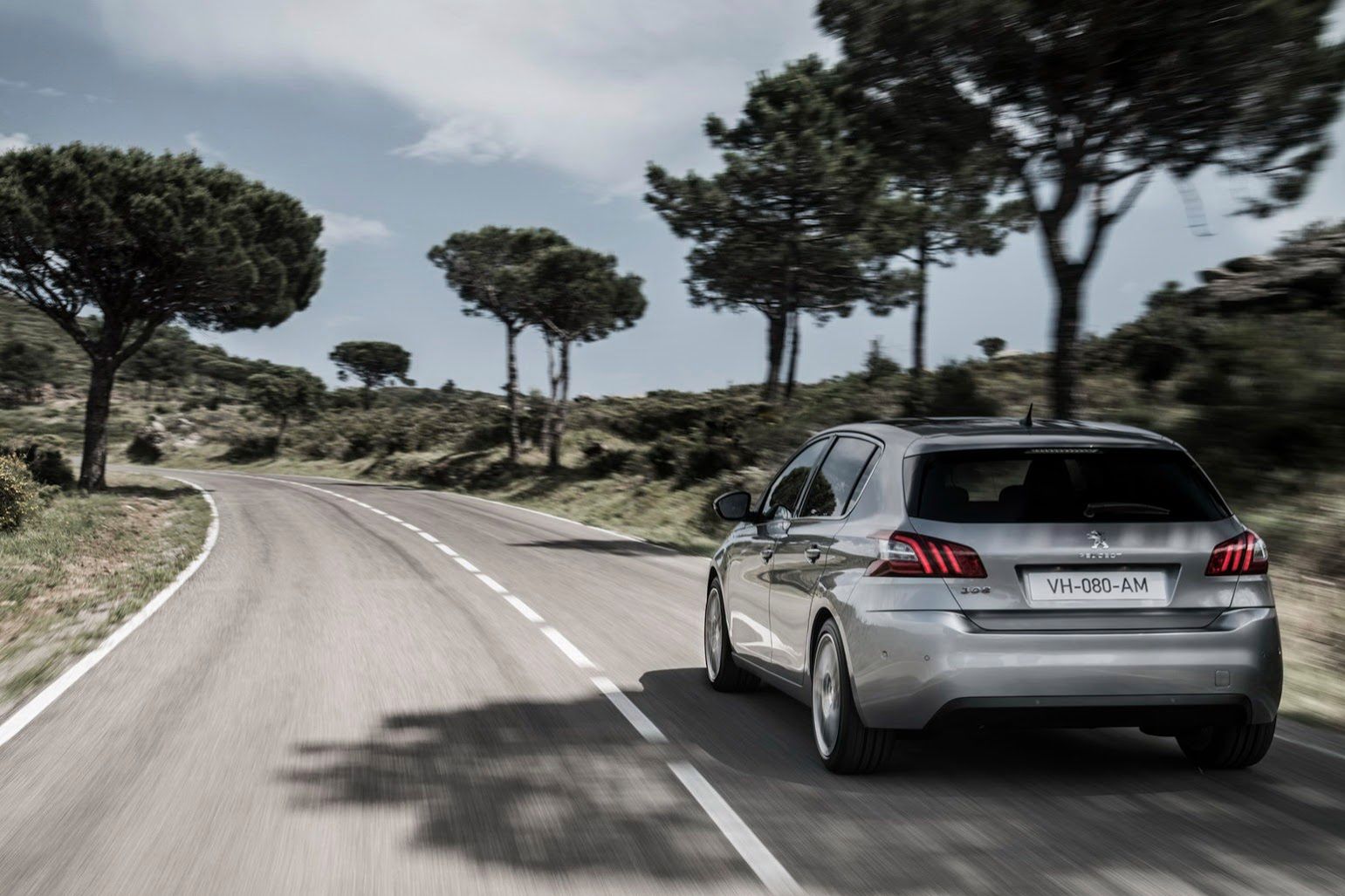 Nowy Peugeot 308 w obszernej galerii zdjęć 96