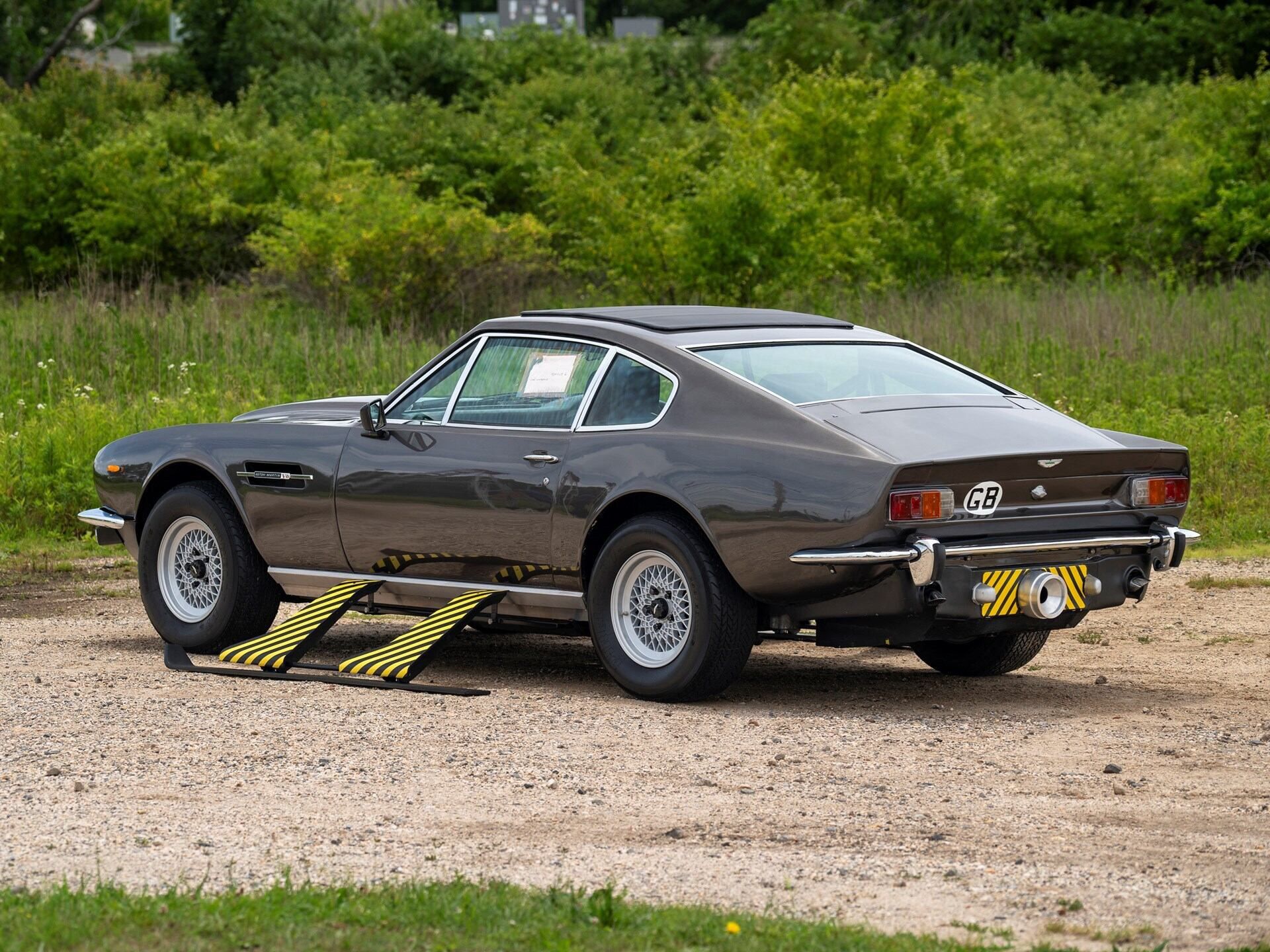 1973 Aston Martin V8 "The Living Daylights" 