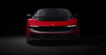 Ferrari Luce hitem w Chinach. Może nie będzie tak źle