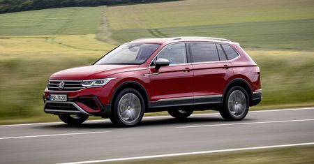 Volkswagen Group wzywa 4 mln aut do serwisów. Chodzi o układ kierowniczy