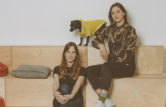 Katarzyna Pilitowska i Martyna Gańko w dziale obsługi klientów 180heartbeats + Jung v Matt