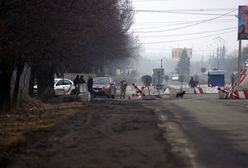 Dwa dni oczekiwania przed punktem kontrolnym. Niemowlę dostało udaru