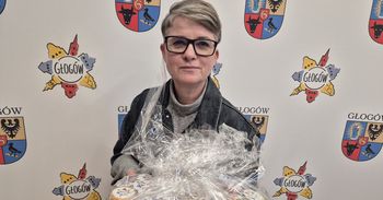 Głogów: Gorąca herbatka, pierniki z herbem miasta i pocztówki