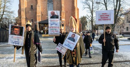 Kościół sprzedaje teren za 420 mln zł. Niepewność mieszkańców osiedla