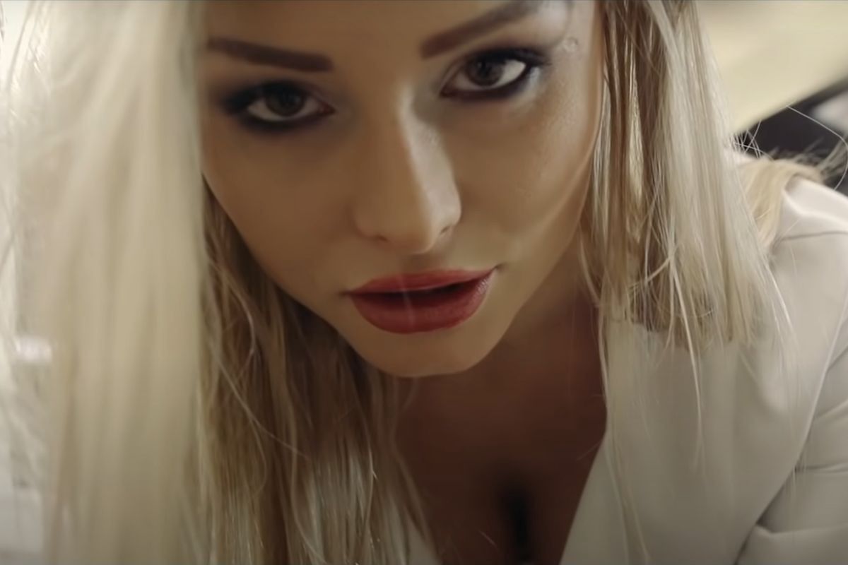 Sara Olkowska wystąpiła w popularnym teledysku