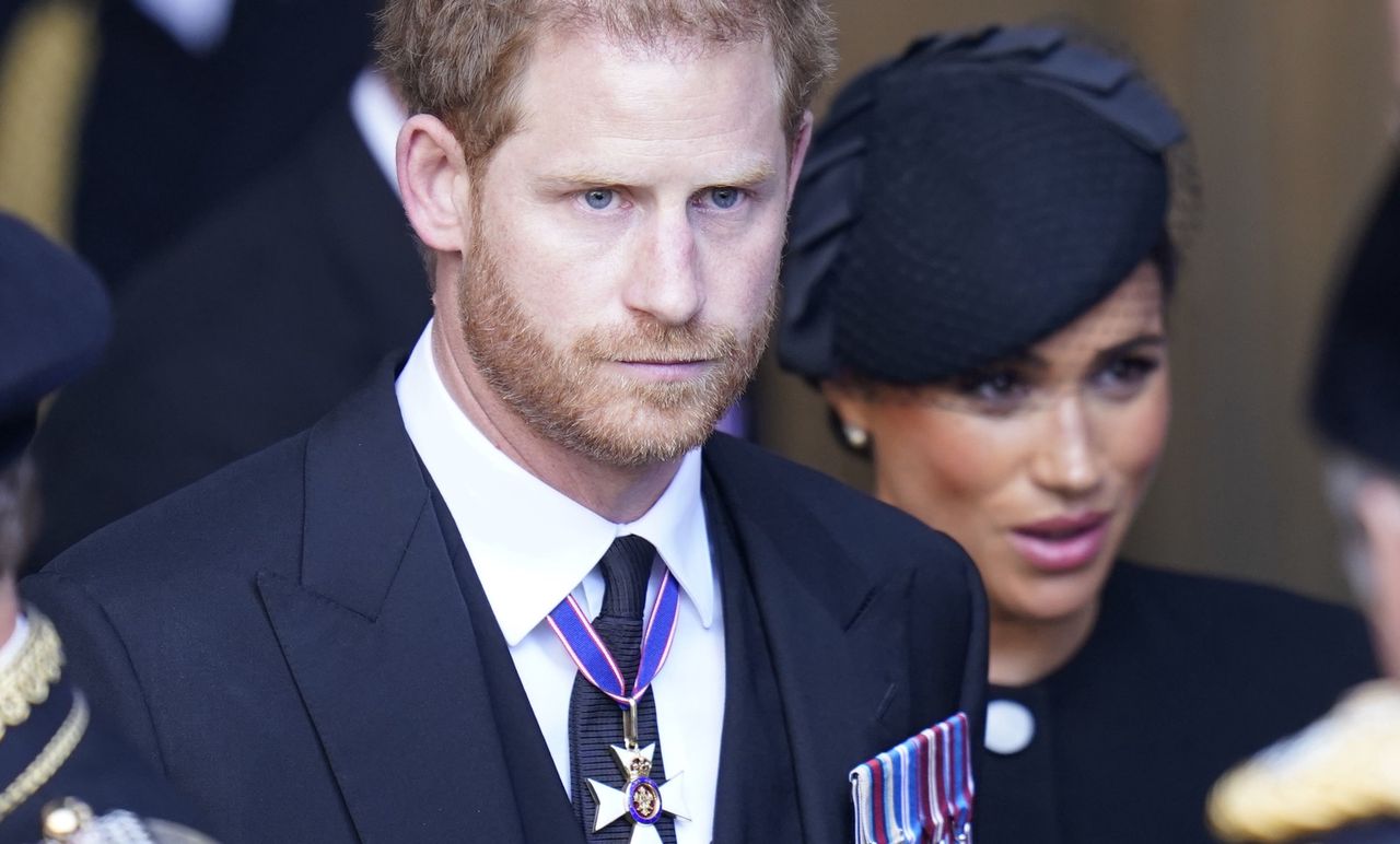 Król Karol podjął decyzję. Skreślił Harry'ego i Meghan z listy gości