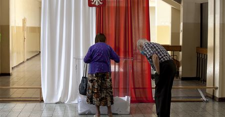 Wybory 2020. Koronawirus u 6 członków komisji