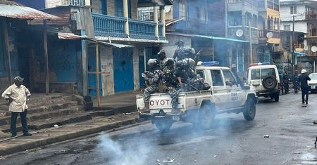 Ośmiu policjantów zabitych w Sierra Leone podczas antyrządowych protestów