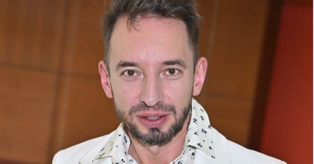 Łzy nadal w ogniu konfliktu. Adam Konkol grzmi: "Próbują usunąć mnie z rynku muzycznego"