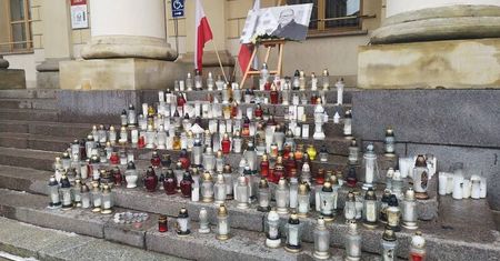 Dziś wieczorem lublinianie ułożą serce ze świec dla zmarłego prezydenta Gdańska