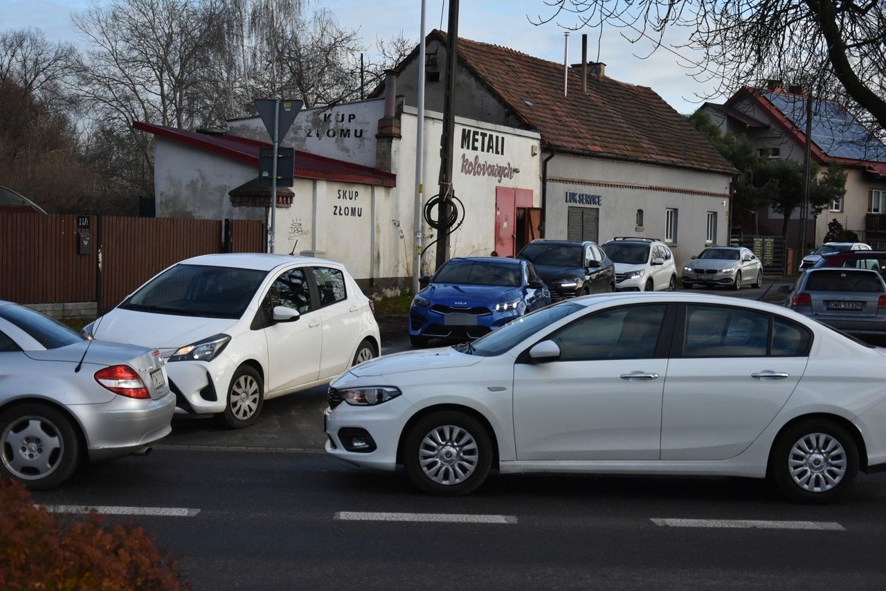 Wrocław: Koszmar mieszkańców. Autem - kilometr w godzinę. Pociągiem? Zostaniesz na peronie